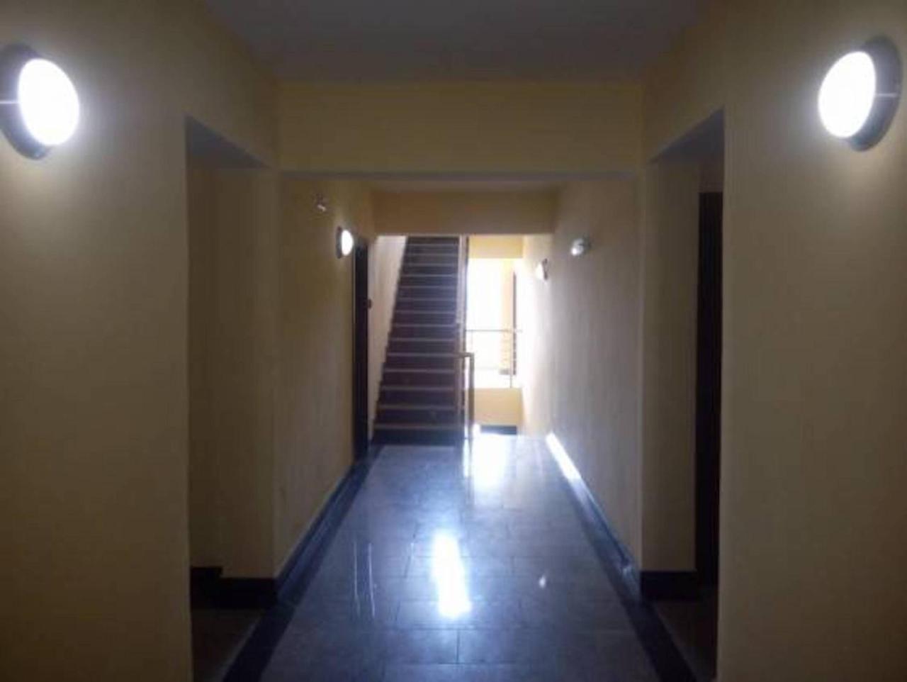 Hotel Newcastle Lagos Bagian luar foto